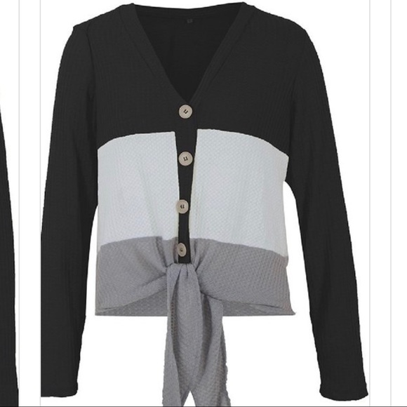 ✨LAST ONE!✨Waffle knit color block top - Picture 4 of 6